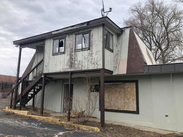 Hospitality House Motel (Marshall Motel) - From Steven Gauld On Facebook (newer photo)